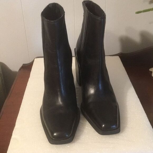 Sam Edelman Shoes - Sam Edelman black Emilia bootie